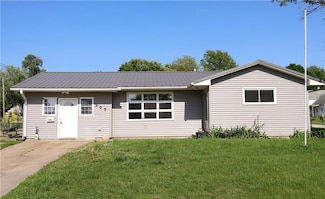 205 S Broadway St, Fairfax, MO 64446