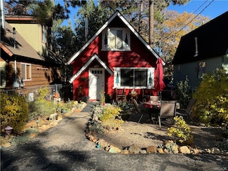 491 Santa Barbara Ave, Sugarloaf, CA 92386