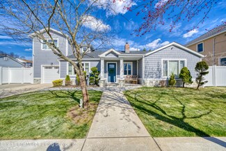 37 Albourne Ave E, Staten Island, NY 10312