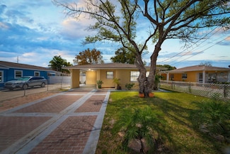 3312 W Braddock St, Tampa, FL 33607