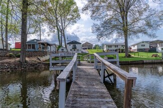 611 Hickory Point Dr, Lexington, NC 27292