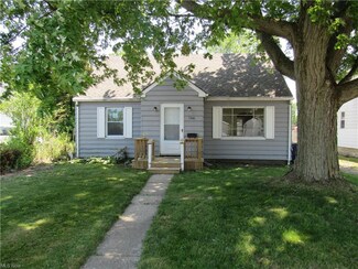 1546 W 8th St, Ashtabula, OH 44004