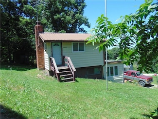 25624 Briers Dr, Freeman, MO 64746