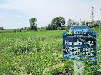 854 Capitol Dr, Dane, WI 53529