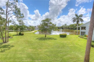 207 Courtside Dr Unit 203, Naples, FL 34105