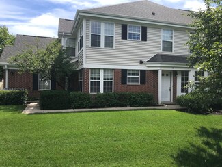 74 Winding Run Ln Unit 1624, Streamwood, IL 60107