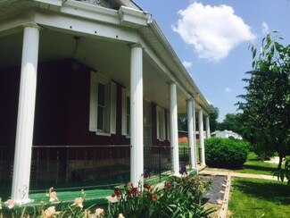109 Woodies Rd, Waynesburg, PA 15370