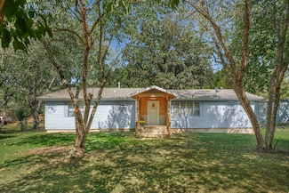 3262 Spout Spring Rd, Fordland, MO 65652