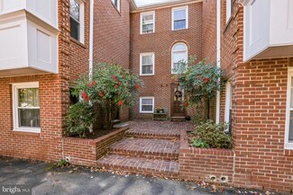 4806 Fairfax Dr Unit 5, Arlington, VA 22203