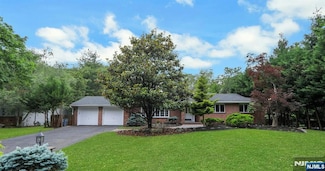 242 Brook St, Harrington Park, NJ 07640
