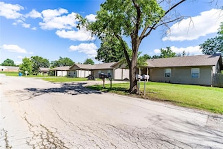1343 E Moses St, Cushing, OK 74023