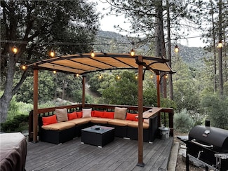 15909 Edgewood Way, Pine Mountain Club, CA 93222