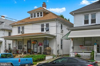 215 W High St, Red Lion, PA 17356