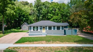 4474 Sycamore St, Holt, MI 48842