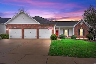 4029 Stonecroft Dr, Saint Charles, MO 63304