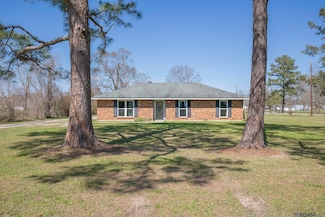 10333 John Savoy Rd, Saint Amant, LA 70774