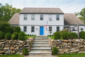 45 Moosehorn Rd, Roxbury, CT 06783