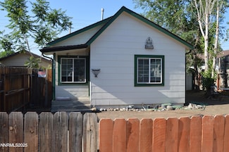 1547 H St, Sparks, NV 89431