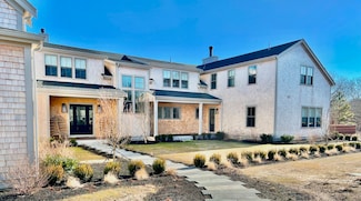 5 Briggs Rd, Edgartown, MA 02539