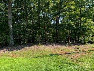 200 Jubal Reeves Cir, Mount Gilead, NC 27306