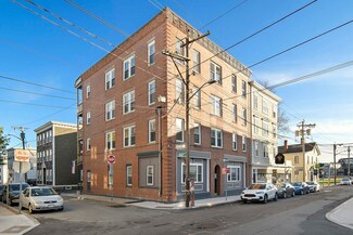 149 Derby St Unit A, Salem, MA 01970