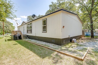 1804 Coral Rd, Pelican Bay, TX 76020