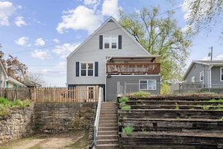 1624 Drexel Ave, Dubuque, IA 52001