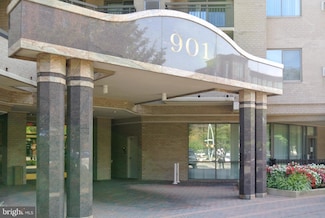 901 N Monroe St Unit 308, Arlington, VA 22201