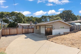 41 Ralston Dr, Monterey, CA 93940