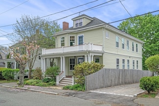 6 Prince St, Marblehead, MA 01945