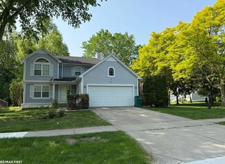 778 Huntclub Blvd, Auburn Hills, MI 48326