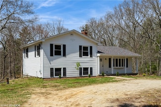 22 T Parker Rd, Foster, RI 02825