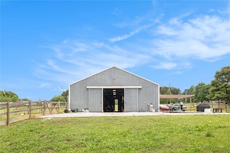 3852 Woods Bridge Rd, Commerce, GA 30529