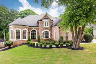 9360 Nesbit Lakes Dr, Alpharetta, GA 30022