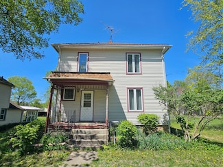 941 W Perry St, Belvidere, IL 61008