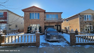 59 Radford St, Staten Island, NY 10314
