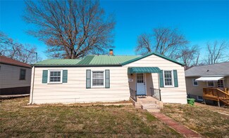 711 E 7th St, Rolla, MO 65401