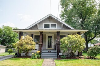 76 Harvey St, Struthers, OH 44471