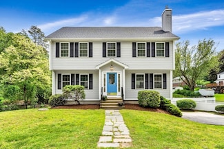 6 Wendell St, Shrewsbury, MA 01545
