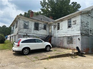 300 Orchard St, Wadesboro, NC 28170
