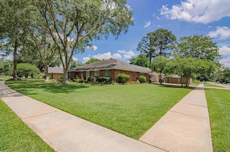 4731 Blecker Dr, Baton Rouge, LA 70809