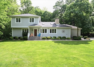 38 Coy Park Dr, Newark, IL 60541