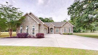 260 Cobb Rd, Dothan, AL 36301