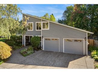 17692 SW Washington Dr, Beaverton, OR 97007