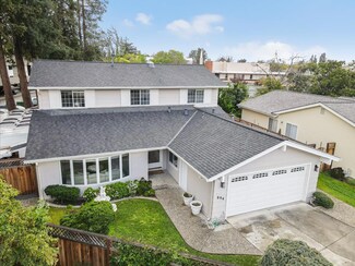 894 Pepper Tree Ct, Santa Clara, CA 95051