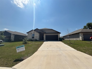 725 Freedom Cir, Nolanville, TX 76559