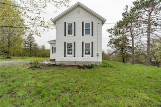 31602 Lee Rd, Copenhagen, NY 13626