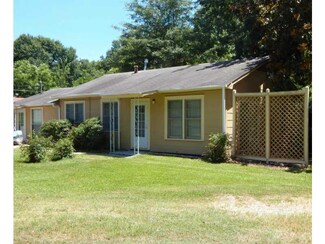 2217 Amelia Ave, Shreveport, LA 71108