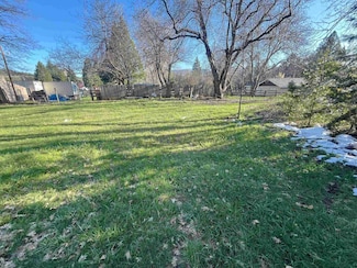 Parcel 2 / 36 Court St, Mount Shasta, CA 96067