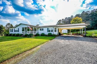 1623 Huckleberry Ridge Rd, Hiddenite, NC 28636